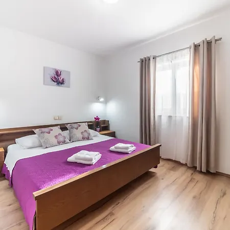 Cozy Apartment Mendula Medulin Exterior photo