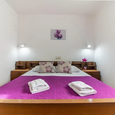 Cozy Apartment Mendula Medulin Exterior photo