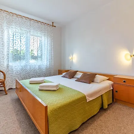 Cozy Apartment Mendula Medulin Exterior photo